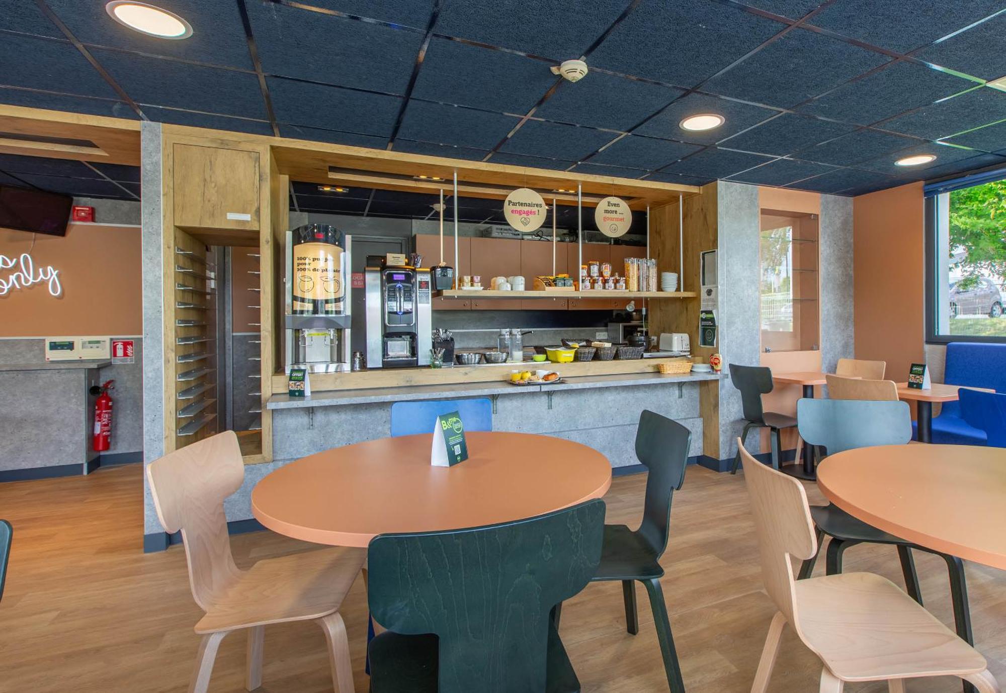 B&B Hotel Chateauroux A20 L'Occitane Déols Esterno foto