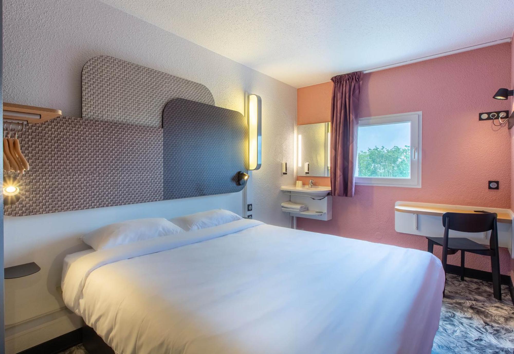 B&B Hotel Chateauroux A20 L'Occitane Déols Esterno foto
