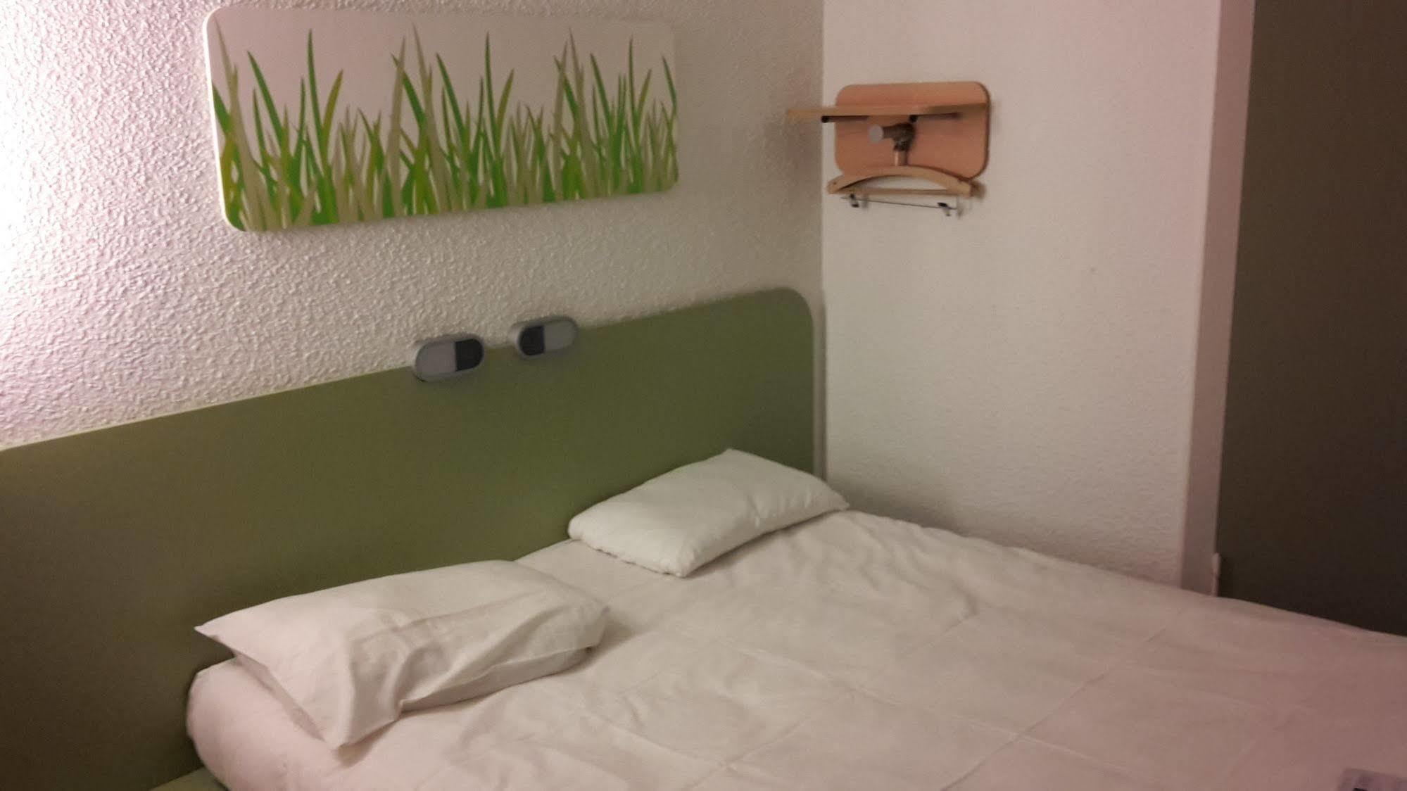 B&B Hotel Chateauroux A20 L'Occitane Déols Esterno foto