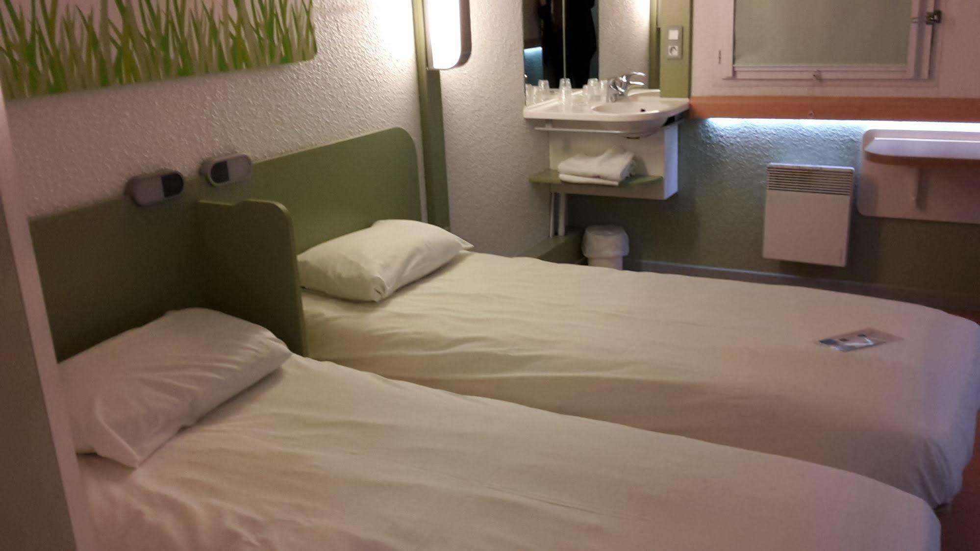 B&B Hotel Chateauroux A20 L'Occitane Déols Esterno foto